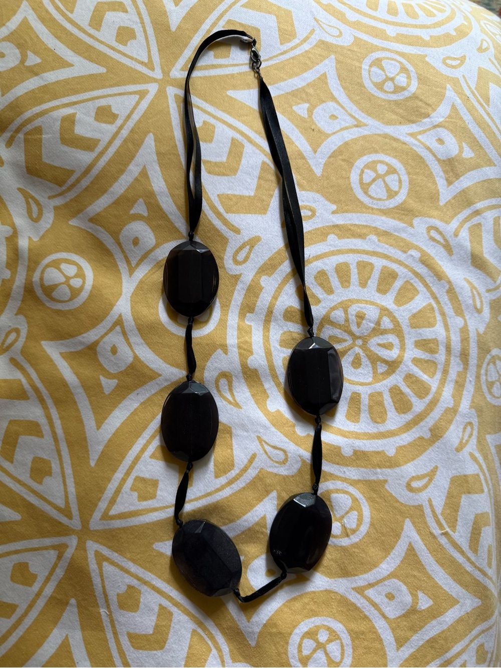 Black Oval Bead Statement Necklace - Women Jewelry